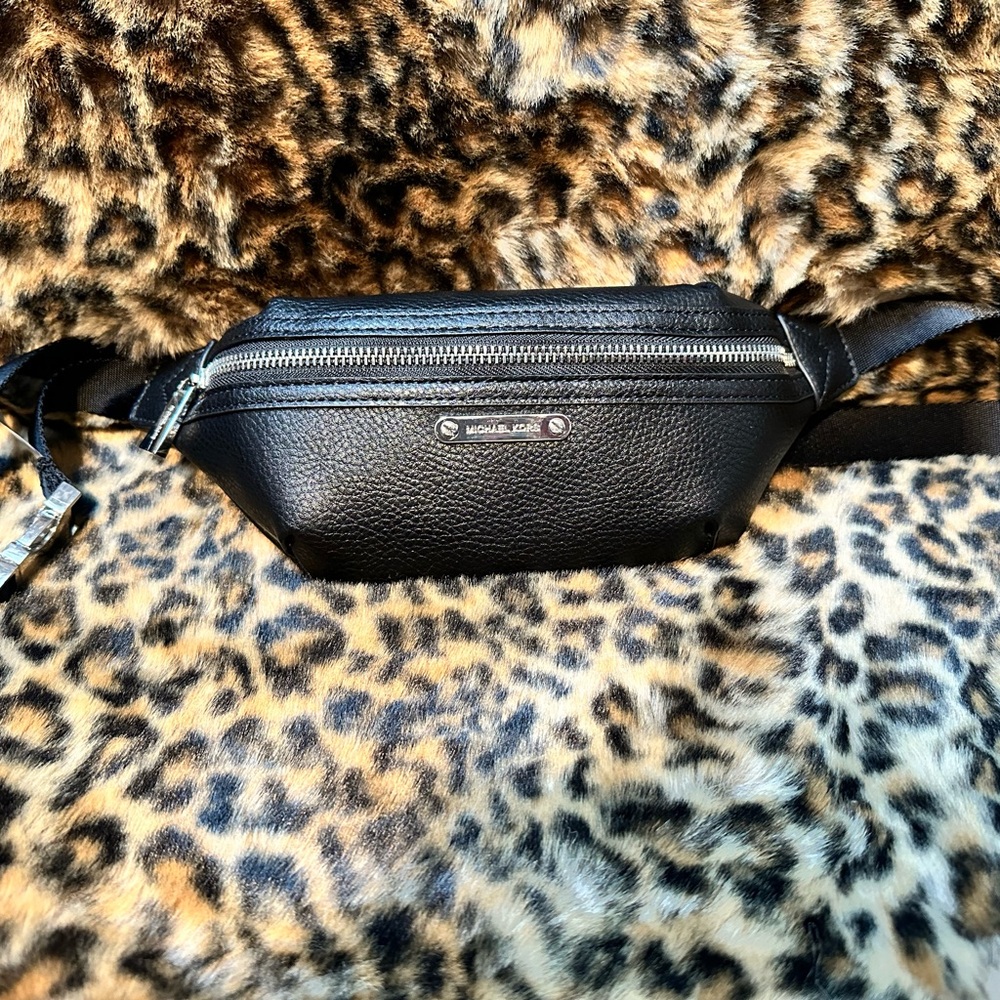 Michael Kors Black Leather sling bag